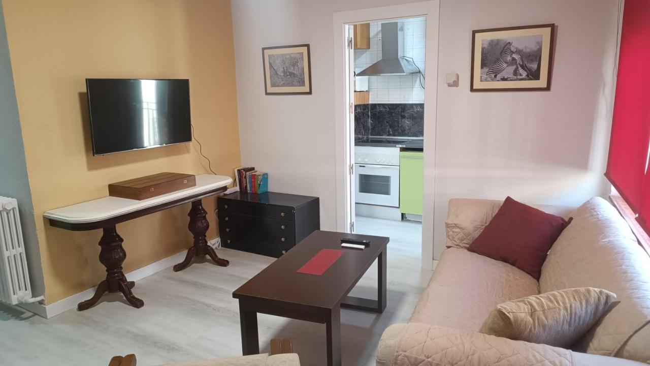 The Flats Apartment Ávila Luaran gambar